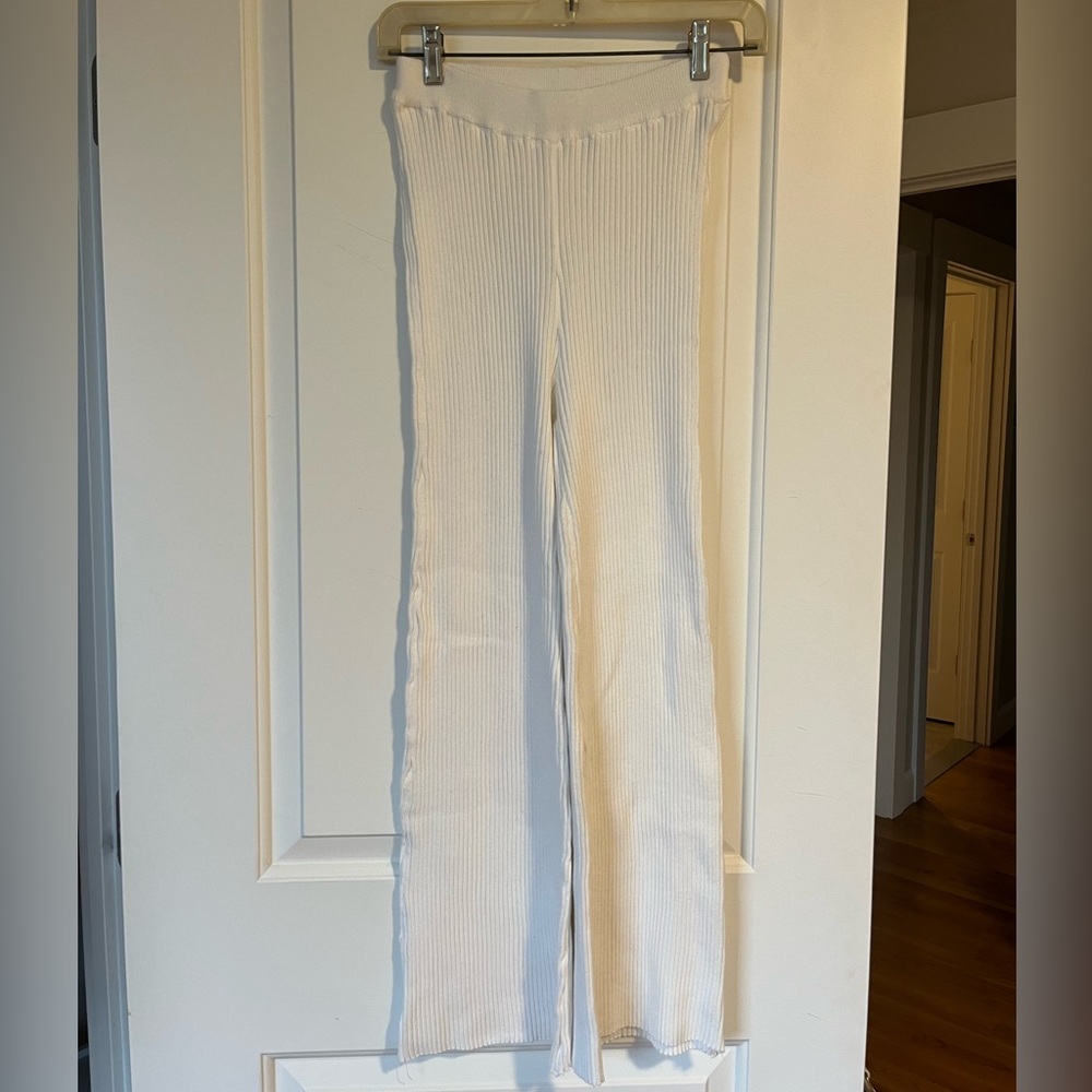 Edikted Jax Low Rise White Knitted Pants